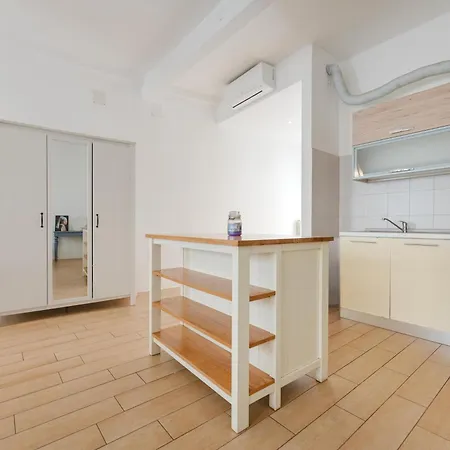 Francy - 15 Min From & Mestre Train Station Appartement