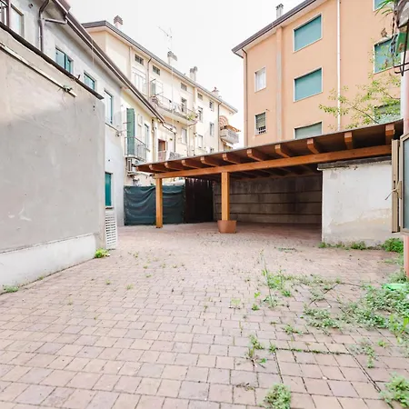 Francy - 15 Min From & Mestre Train Station Appartement Venise